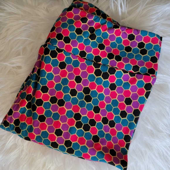 Tall and Curvy LuLaRoe Bright Pink Geometric Buttery Soft Leggings XXL - Picture 1 of 16